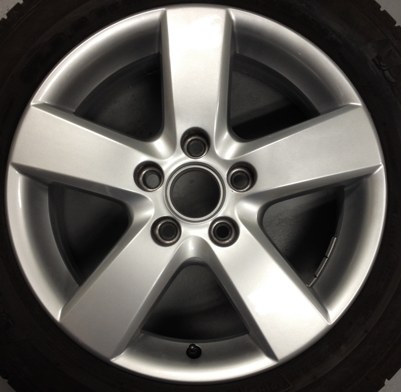 VWゴルフヴァリアント　ホイールガリ傷リペアのブログを更新しました。